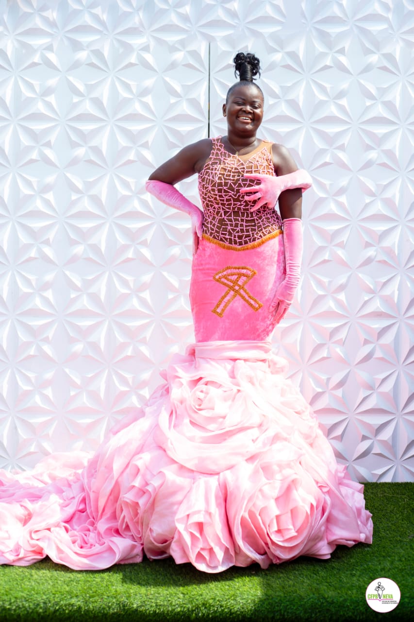Réalisation de couture NEVA à Douala